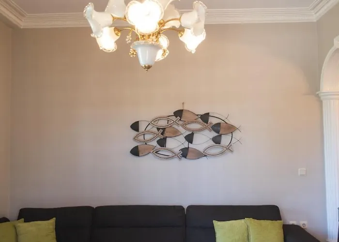 Anatoli Family House *
