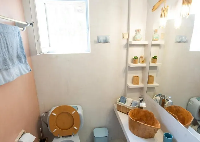 Anatoli Family House Apartment
