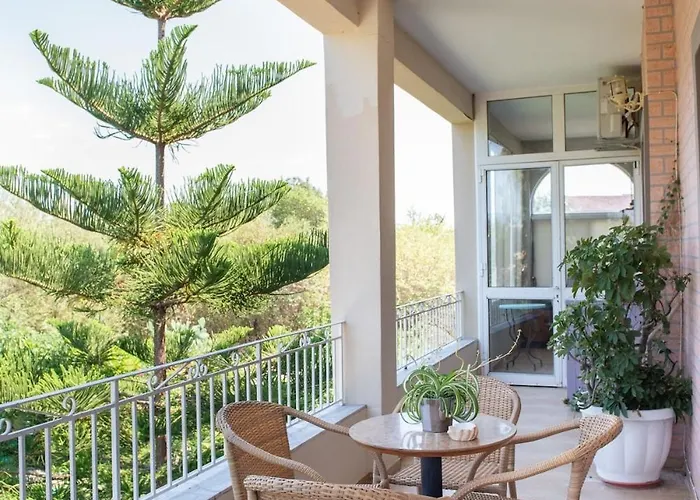Anatoli Family House Apartment